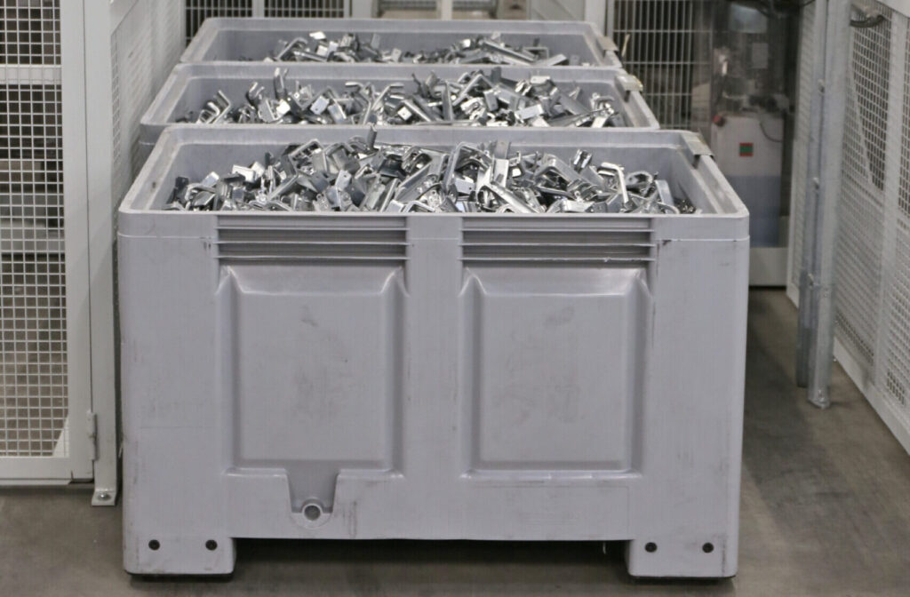 Big Box Palettenboxen grau Transoplast mit Metallteilen